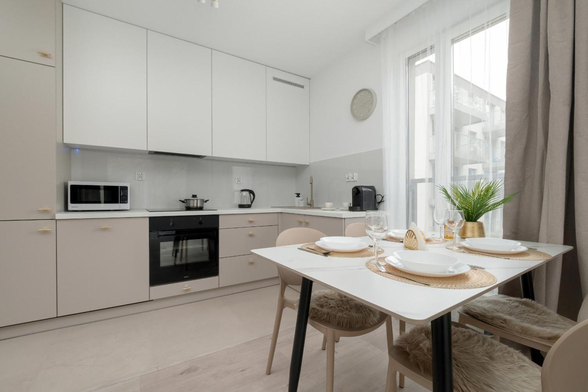 Exceptional Apartment With Parking By Noclegi Renters Kattowitz Exterior foto